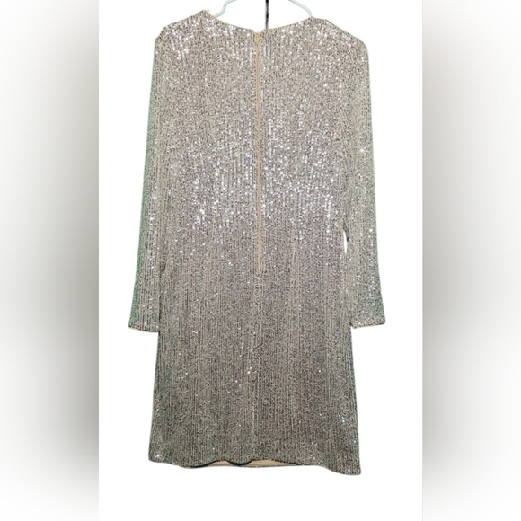 Eliza J Silver Sequin Long Sleeve Dress EUC PTP 19 Length 32 - Picture 3 of 4